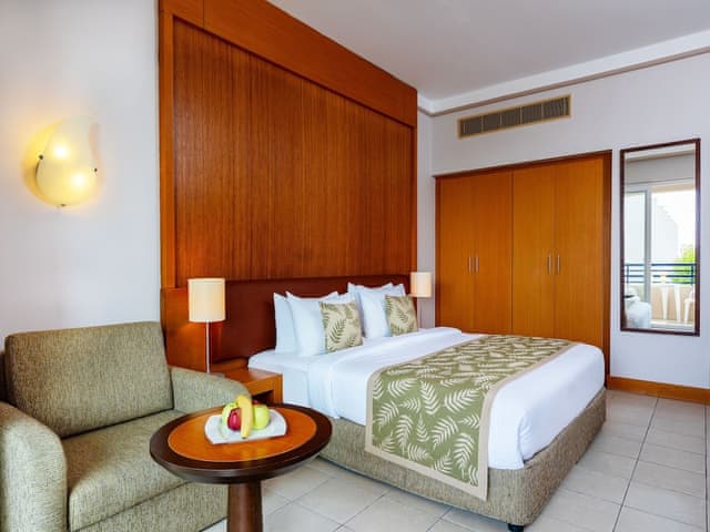 Family Room, 2 Bedrooms