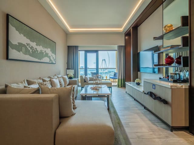 Suite, 1 Bedroom, Balcony (Sea Front Lounge Access)