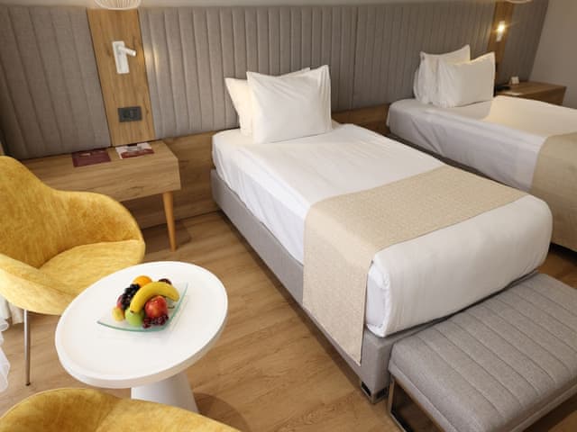 Standart İki Yataklı Oda