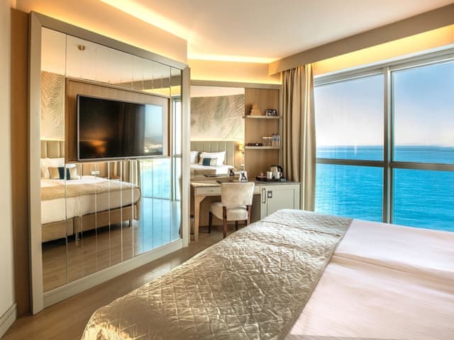 Economy Room, Sea View