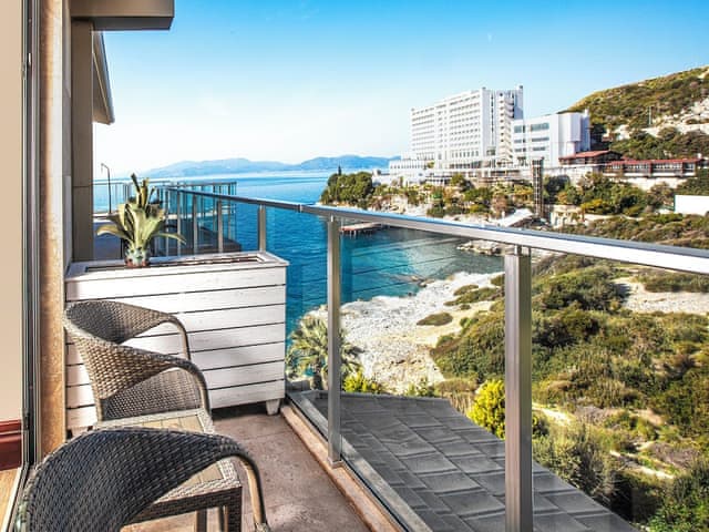 Superior Room, Partial Sea View