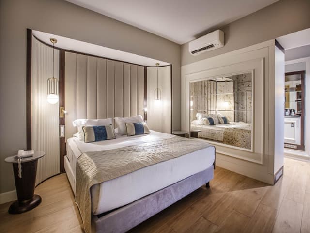 Economy Room, Sea View