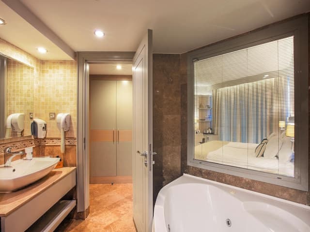 Economy Room, Sea View