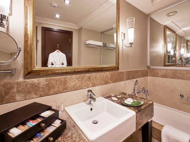 Superior Room, Garden View