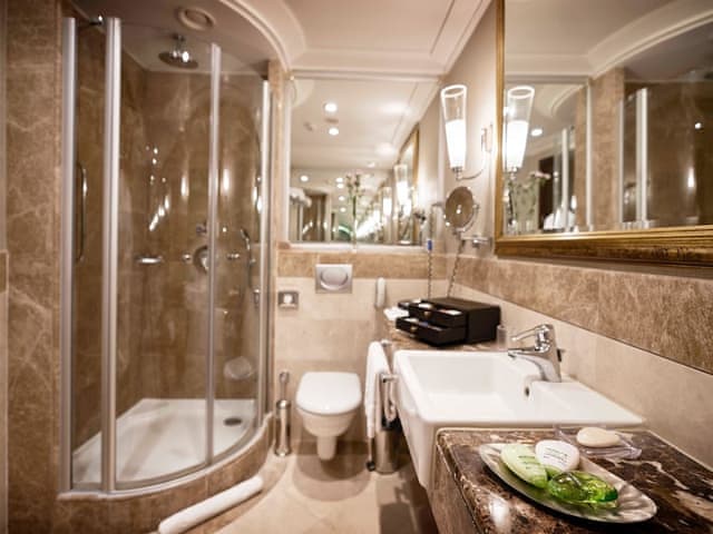 Superior Room, Garden View