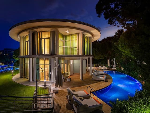 Twin Villa