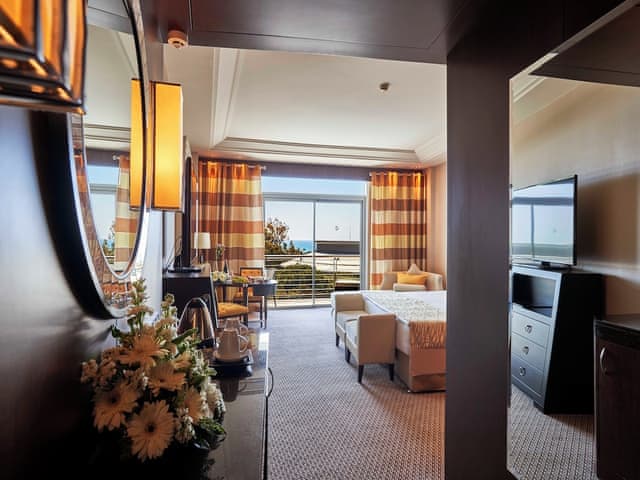 Superior Room, Partial Sea View