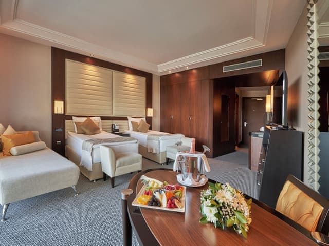 Superior Family Connection Room