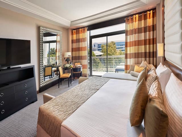Superior Room, Garden View