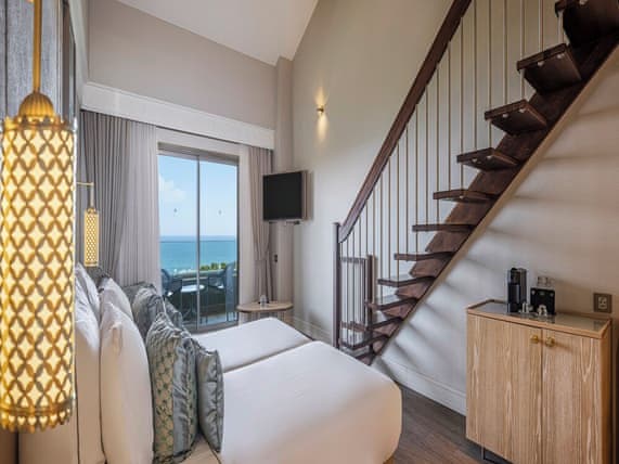 Family Duplex Forest View