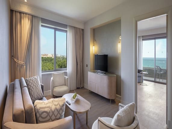 Deluxe Suite, Sea View
