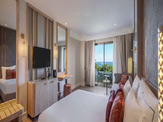 Superior Room, Garden View