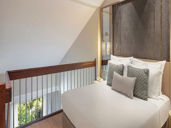 Family Duplex Forest View