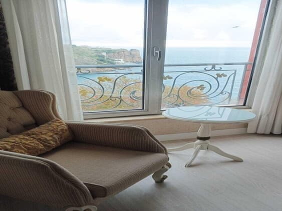 Family Room, 1 Bedroom