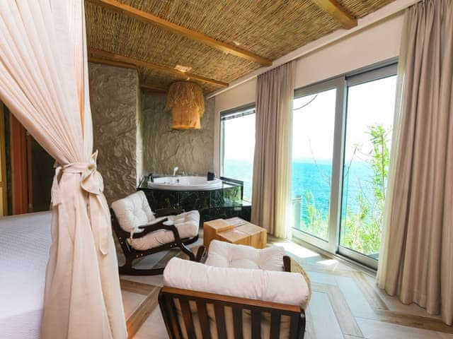 Premium Room, 1 Queen Bed, Sea View