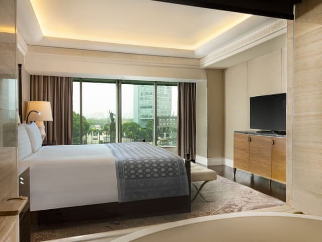 Suite (Salon Suite)