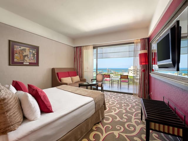 Classic Room, Partial Sea View
