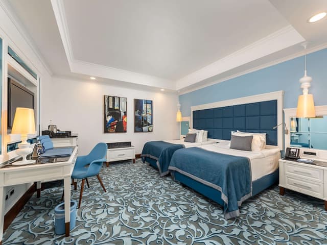 Azure Villa, 2 Bedrooms, Sea water pool