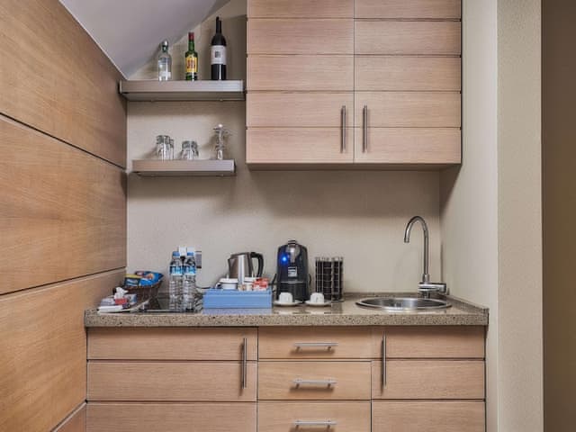 Lake Houses Lapis, pool access