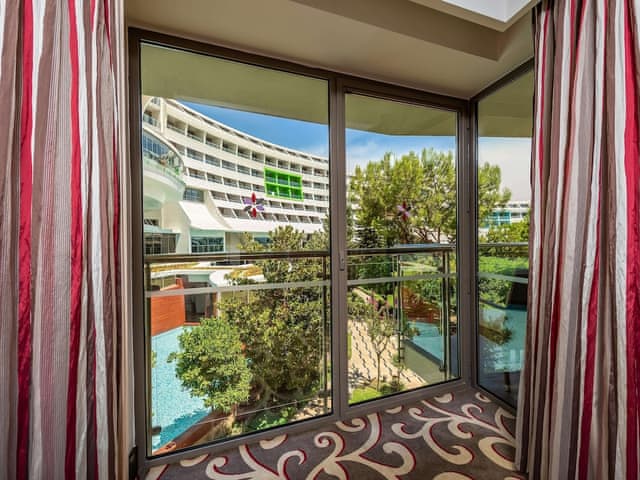 Lake Houses Turqoise, pool access