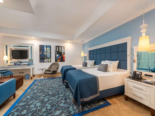 Azure Villa, 2 Bedrooms, Sea water pool