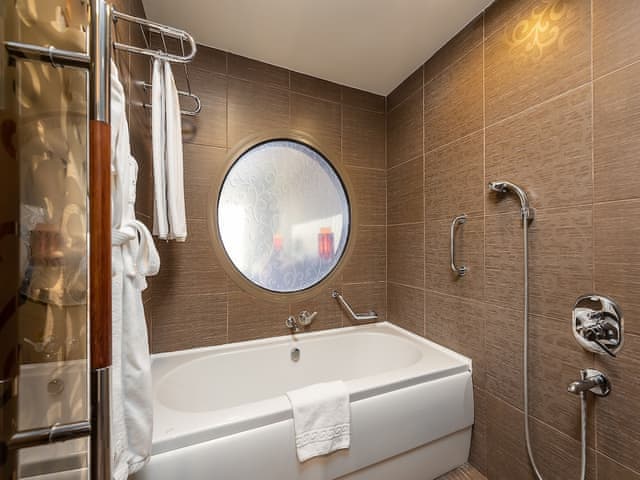 Classic Room, Garden View