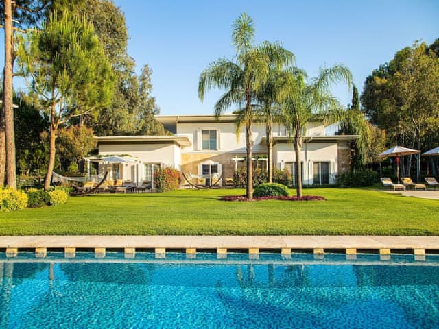 Azure Villa, 2 Bedrooms, Sea water pool