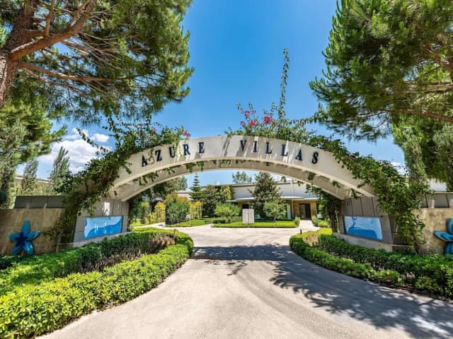 Azure Villa, 2 Bedrooms, Sea water pool