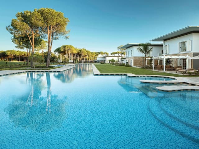 Azure Villa, 2 Bedrooms, Sea water pool