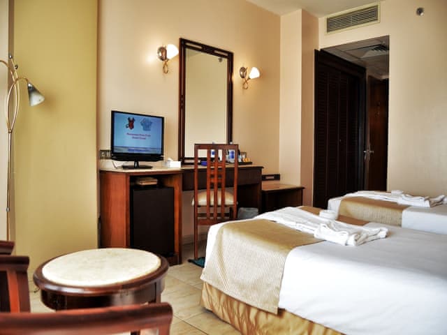 Standard Twin Room, 2 Double Beds