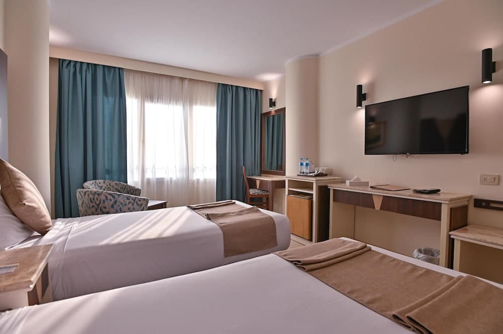 Swiss Inn Nile Hotel