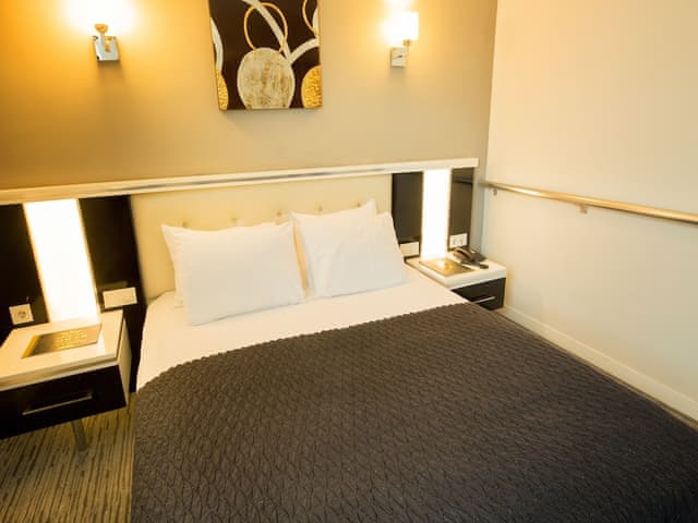 Standart Çift Kişilik Oda