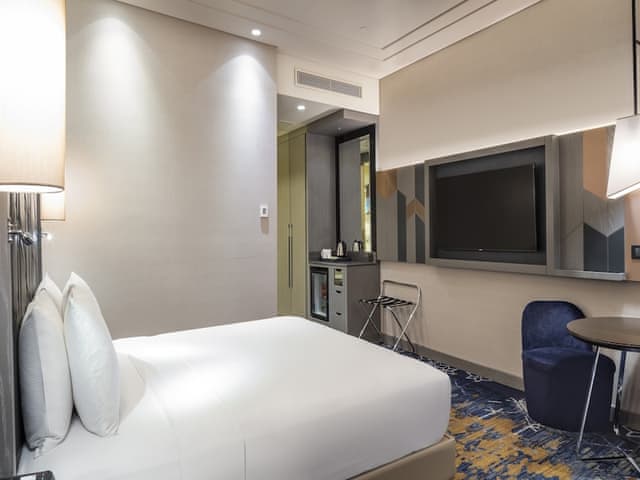 Room, 1 King Bed, Accessible