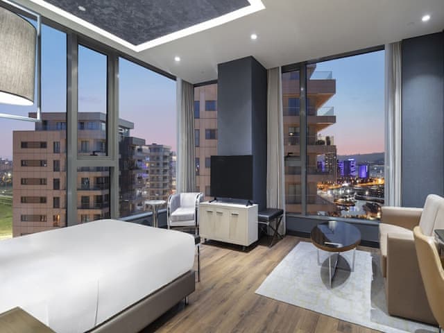 Corner Room with Sea View