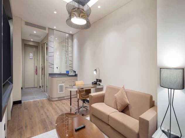 One Bedroom Suite with Sea view