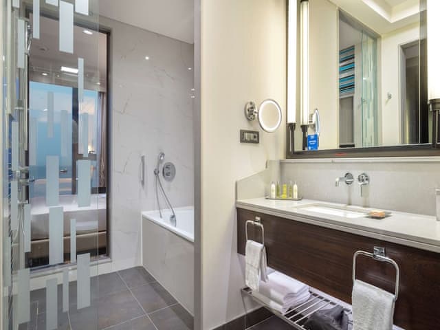 Executive Room, 1 King Bed