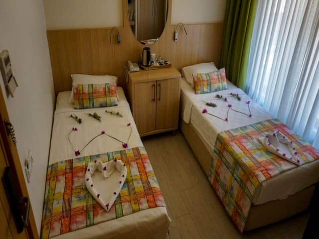 Standart İki Yataklı Oda