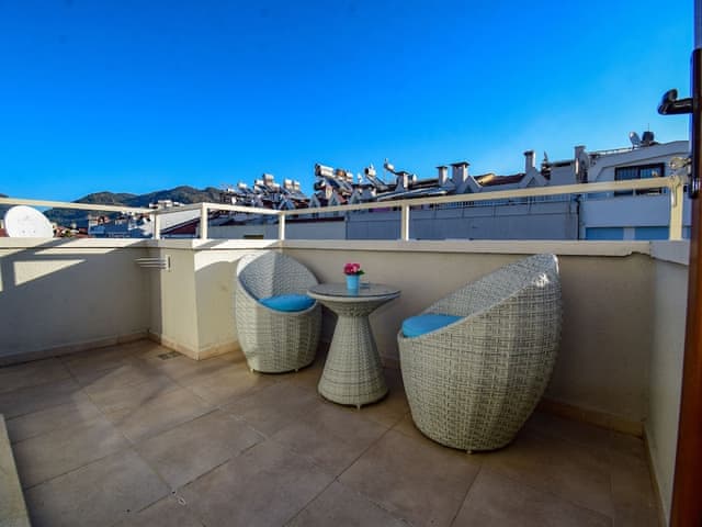 Triple Suite, Terrace