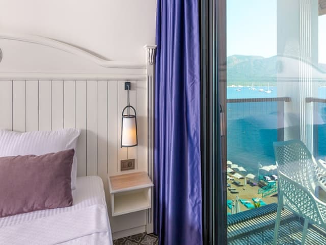 Superior Double Room, 1 Double Bed, Sea View