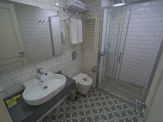 Double Room, 1 Double Bed, Partial Sea View