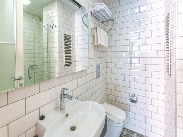 Double Room, 1 Double Bed, Partial Sea View