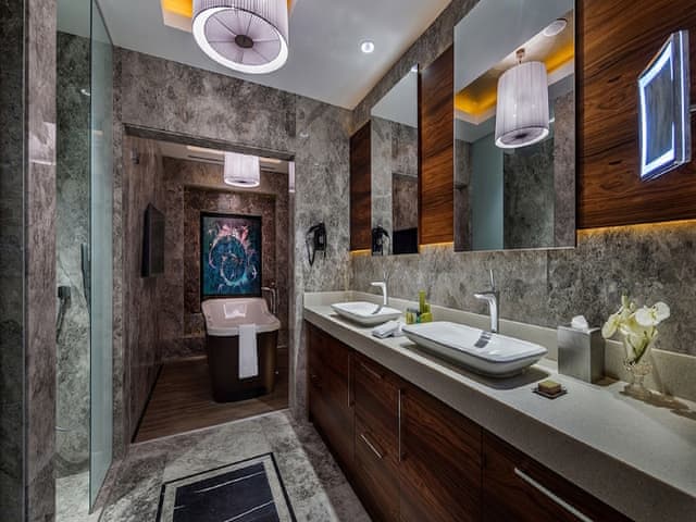 Presidential Suite, 1 King Bed, Smoking