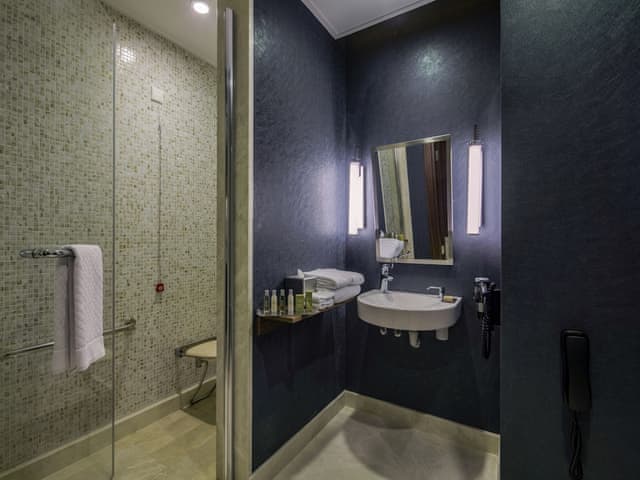 Junior Suite, 2 Twin Beds, Non Smoking