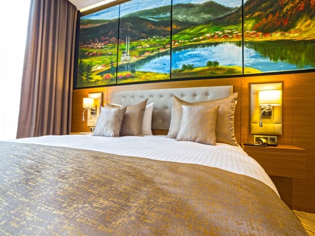 Superior Double Room, City View