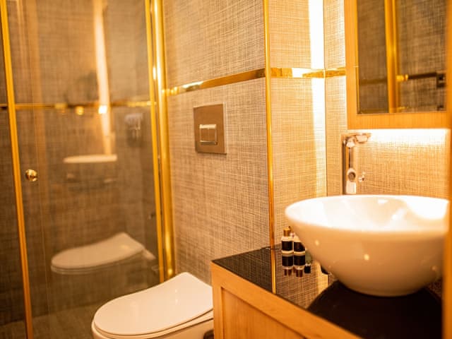 Executive Suite, 1 King Bed, Balcony, Sea View