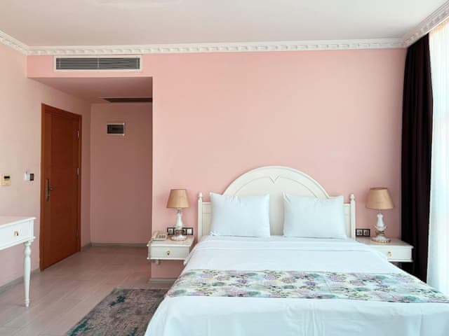 Delüks Çift Kişilik Oda