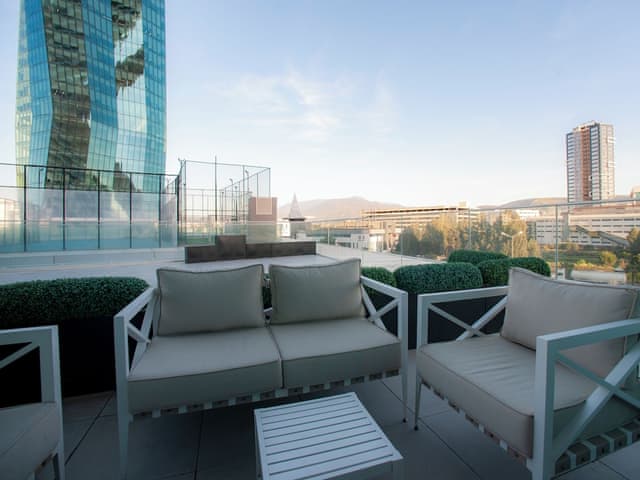 Loft, 2 Bedrooms, City View, Corner