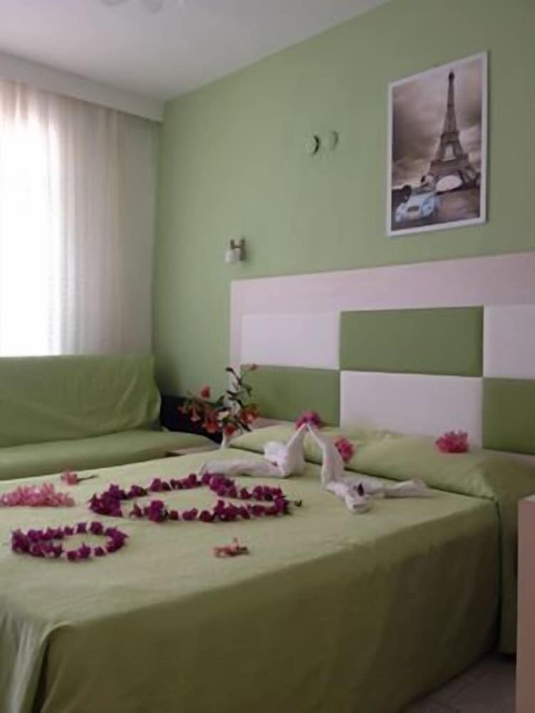 Derya Motel