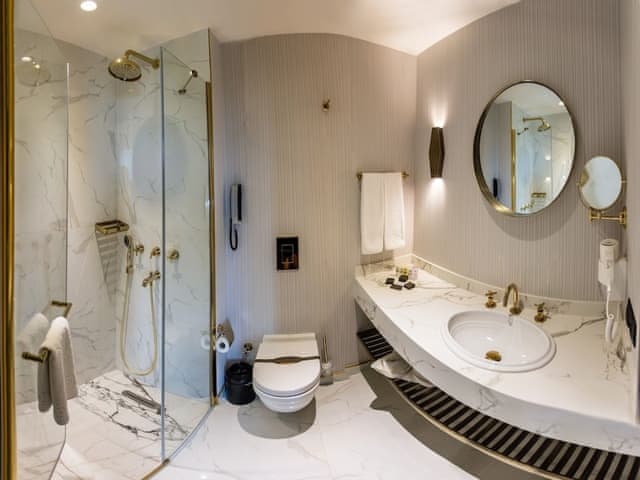 Delüks Çift Kişilik Oda