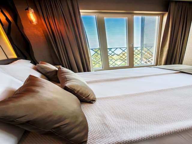 Delüks Çift Kişilik Oda